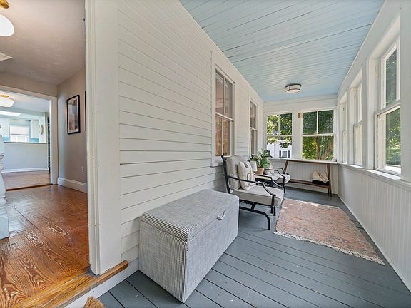 5th image of 96 Lincoln St