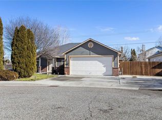 218 N Idaho St, Kennewick, WA 99336