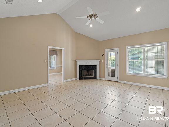 2nd image of 31250 Oakridge Ct