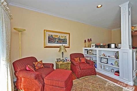 5th image of 75 Northgate Cir