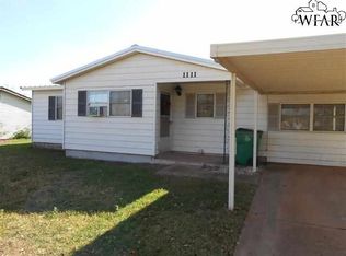 1111 W Field St, Grandfield, OK 73546