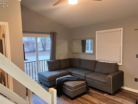 4th image of 1035 Cove Park Blvd