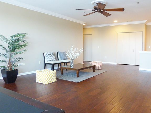 5th image of 77 S Evergreen Ave Unit 1304