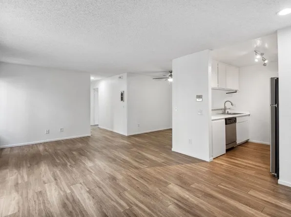 Villa Temecula Apartments, 4457 Temecula St Unit 107, San Diego, CA 92107