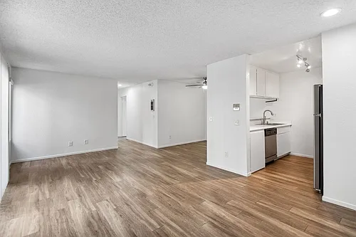 Villa Temecula Apartments Photo 1