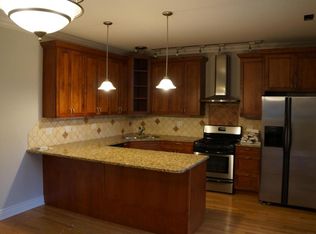 2120 W Iowa St APT 1, Chicago, IL 60622