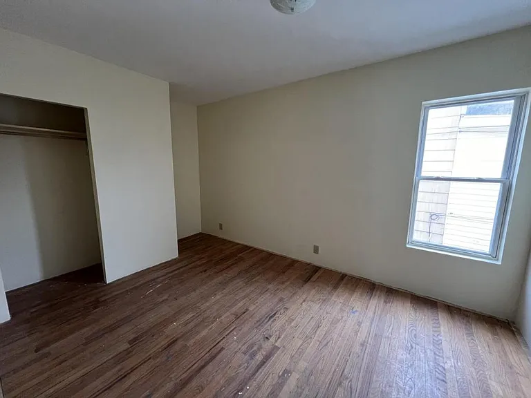 401 Nichols St #403-3 — Photo 3