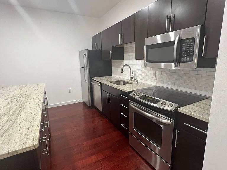 1238 N 28th St #1B — Photo 10
