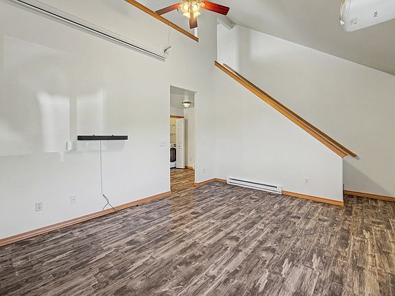 3rd image of 106 E Clinton St #1