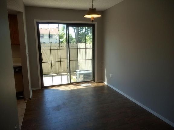 3rd image of 5303 Brandy Oaks Ln
