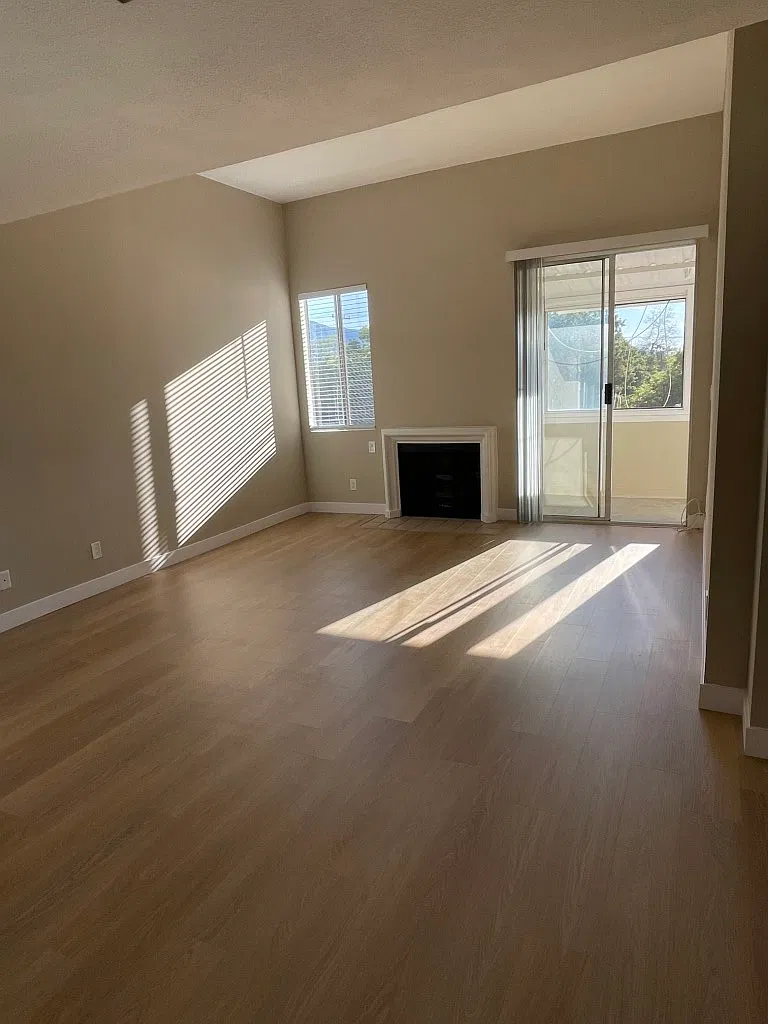 2 bed, 1229 sqft, $3,399 — Photo 2