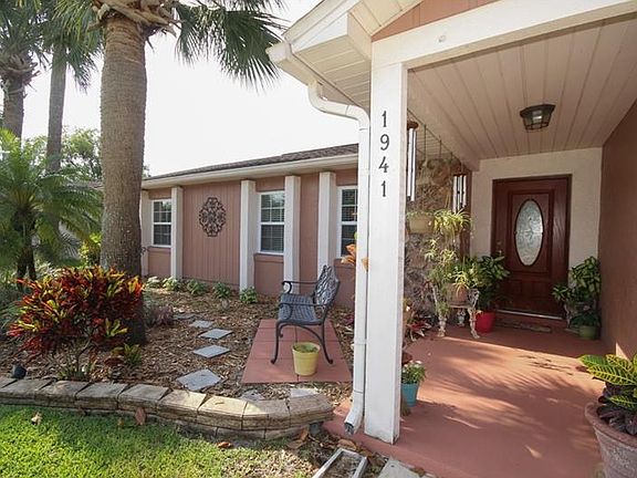 2nd image of 1941 Aster Dr