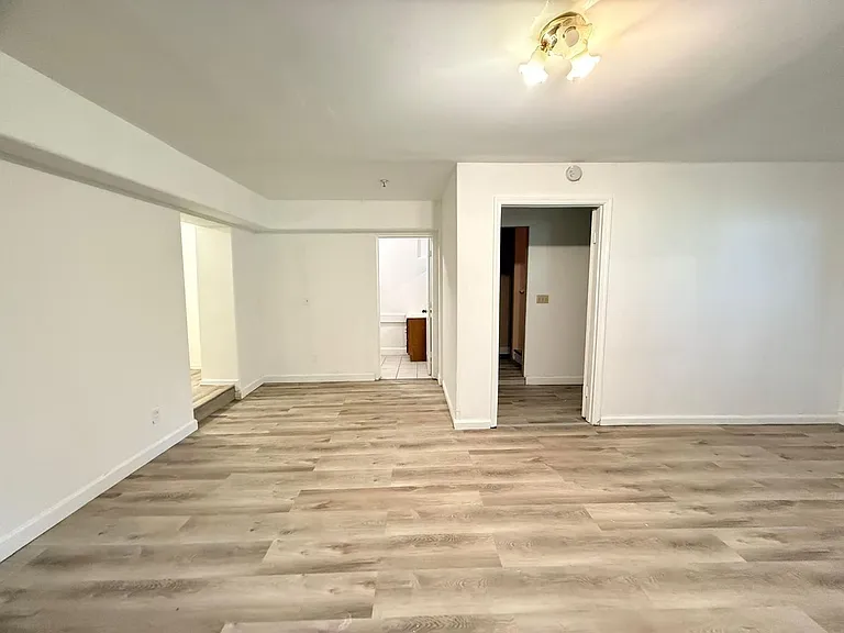 8027 Ney Ave — Photo 41