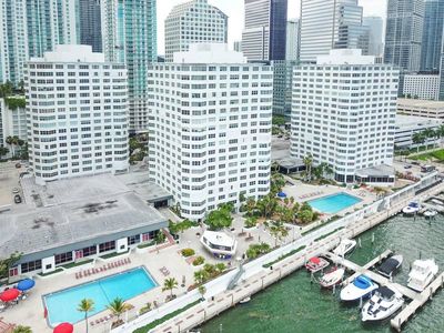 825 Brickell Bay Dr APT 847, Miami, FL, 33131