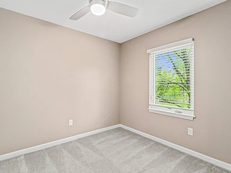 115 Woodland Ave — Photo 9