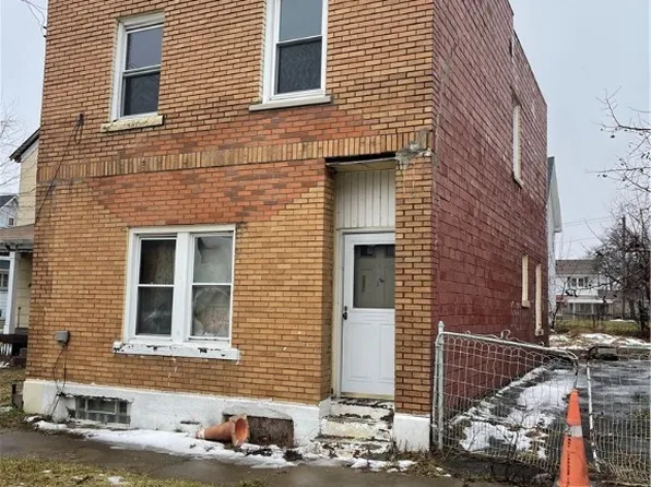 1008 Centre Ave, Niagara Falls, NY 14305