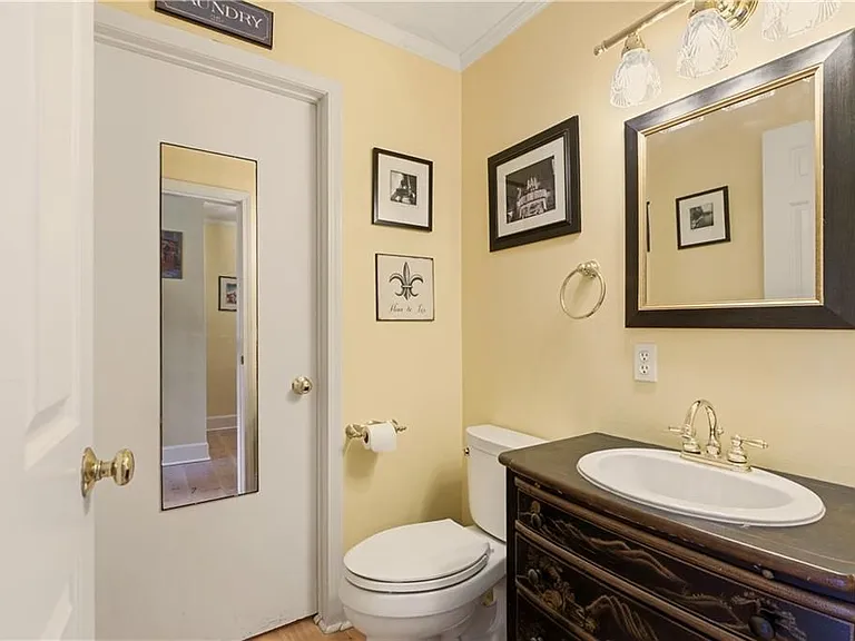 216 Goddard Row — Photo 20
