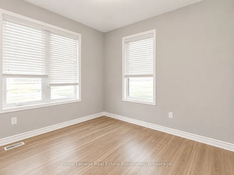488 Bellflower Ct — Photo 23