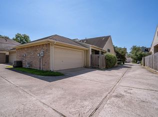 2815 Legends Crest Dr, Spring, TX 77386