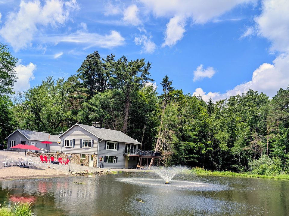16-Acre Finger Lakes Retreat property listing