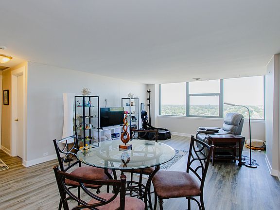 4th image of 7234 W North Ave APT 1712