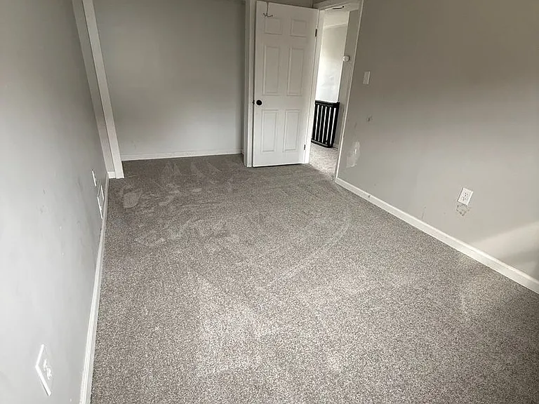 1393 Leishman Ave — Photo 7