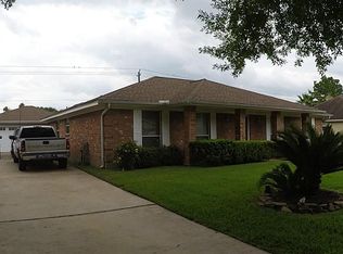 1405 N Park Side Dr, Deer Park, TX 77536