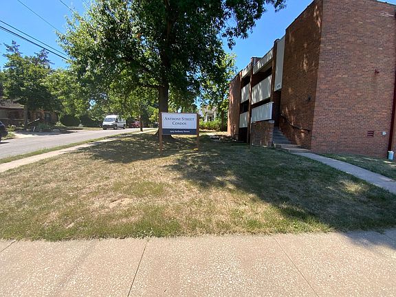 2nd image of 1503 Anthony St #106