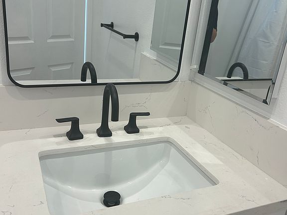 5th image of 1526 S Bedford St APT 103