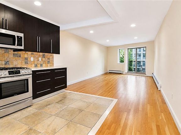 3rd image of 2511 Ocean Ave APT 302
