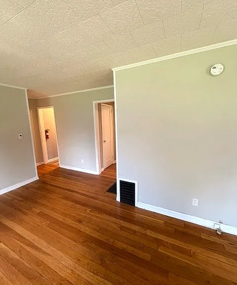 106 Margaret St #B — Photo 5