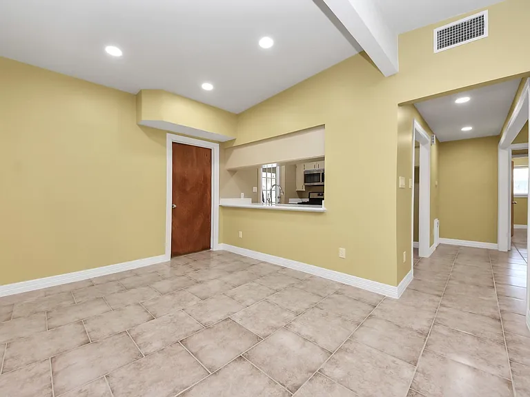 5326 Heatherbrook Dr — Photo 13