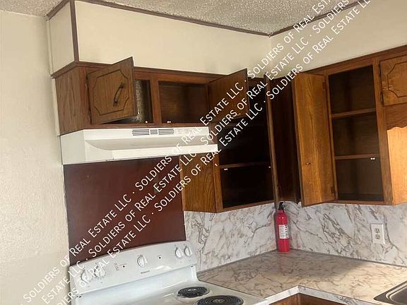 3rd image of 612 Raymond St