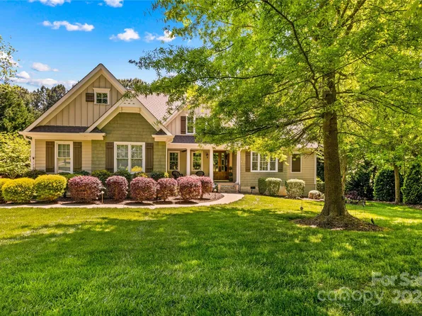 170 Bayberry Creek Cir, Mooresville, NC 28117