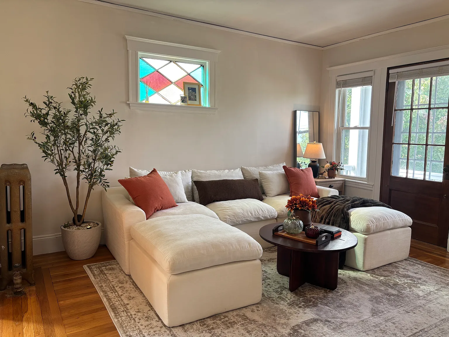 3 bed, 1500 sqft, $3,900 — Photo 2