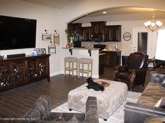 3rd image of 33 Nicci Ln