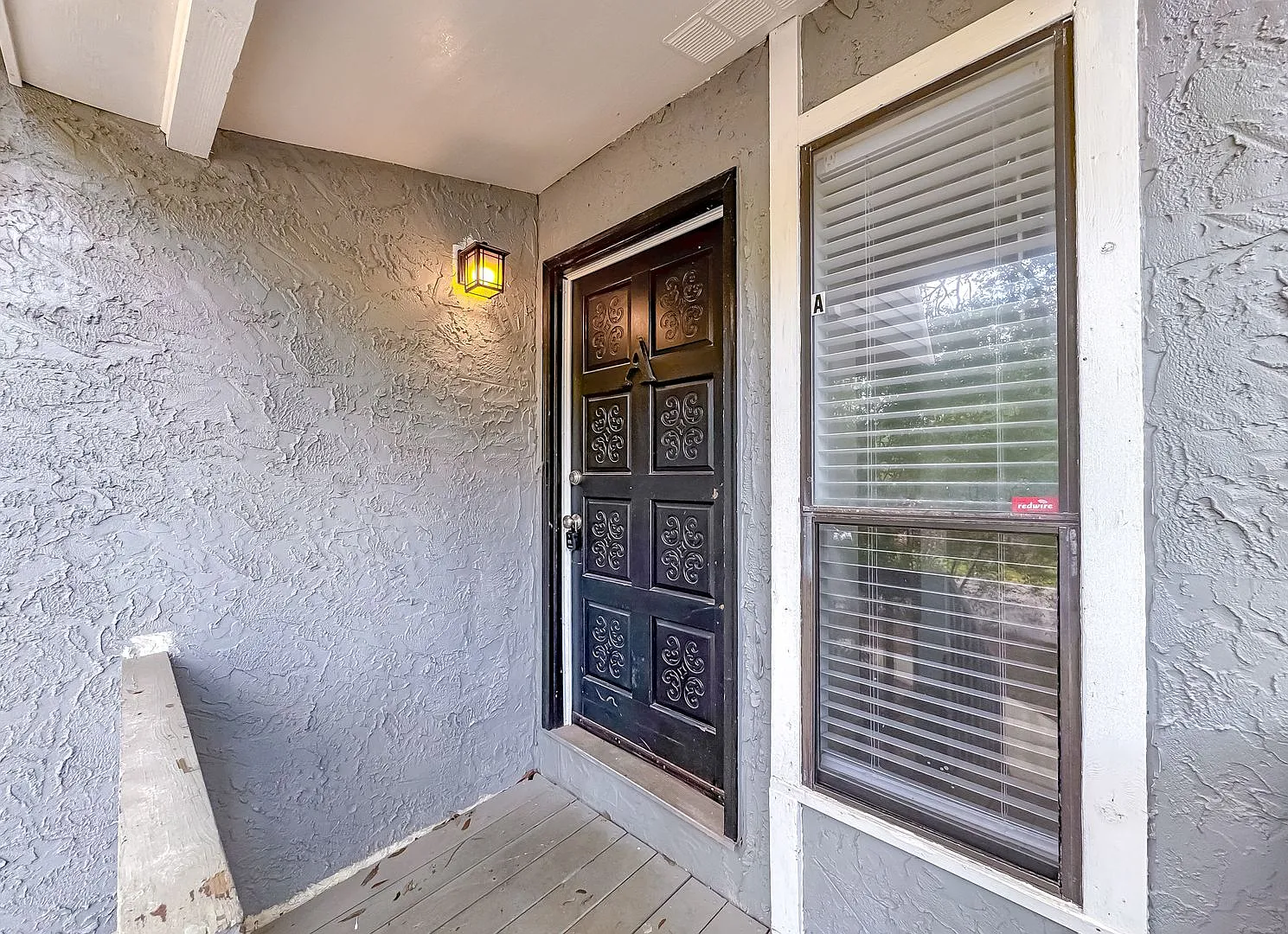 Renovated Killearn 3/2.5 W/ Newer Paint/Carpet, Two Living Rooms, Two Decks, & Two Car Garage! Av... — Photo 3