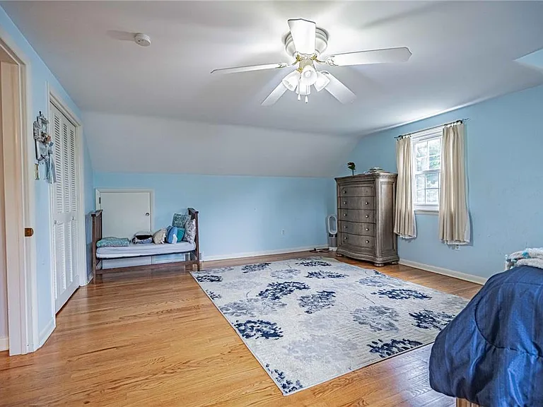 285 Bridle Path Rd — Photo 32