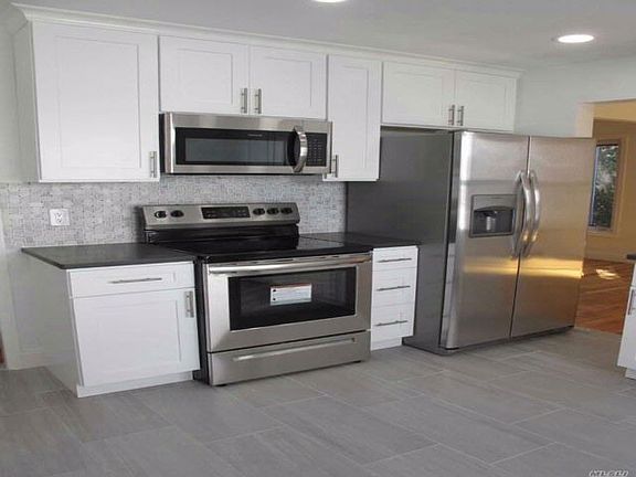 5th image of 1572 Waters Edge Dr #1