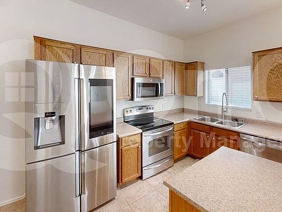3rd image of 2024 S Baldwin Unit 69