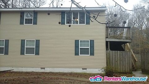 1st image of 2255B Paris St