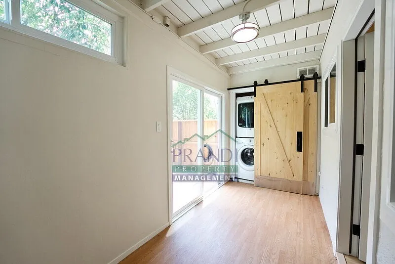 2 bed, 1.0 bath, 800 sqft, $3,350 — Photo 4