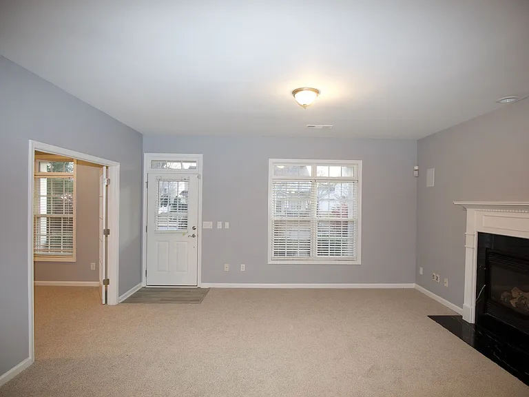 7897 The Lakes Point — Photo 11
