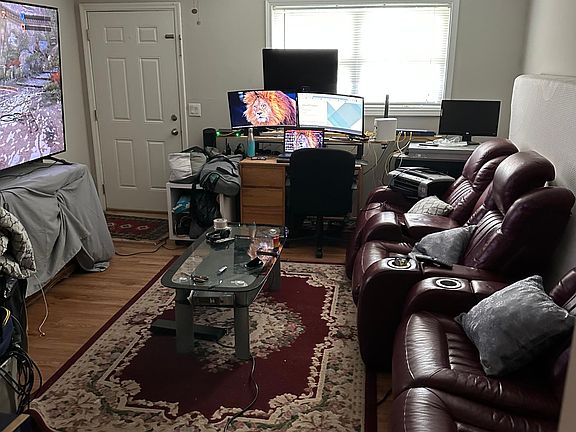 3rd image of 4682 Cook Dr #B
