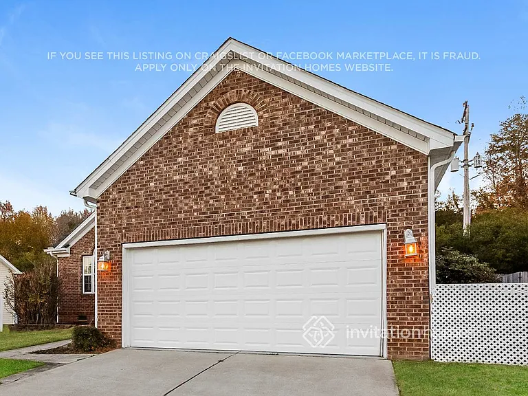 5743 Heron Point Pl SW — Photo 2
