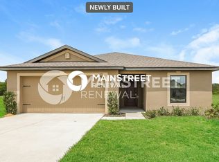 1499 Swan Lake Cir, Dundee, FL 33838