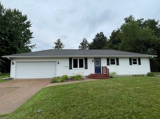 1420 Kernan Ct, Eau Claire, WI 54703