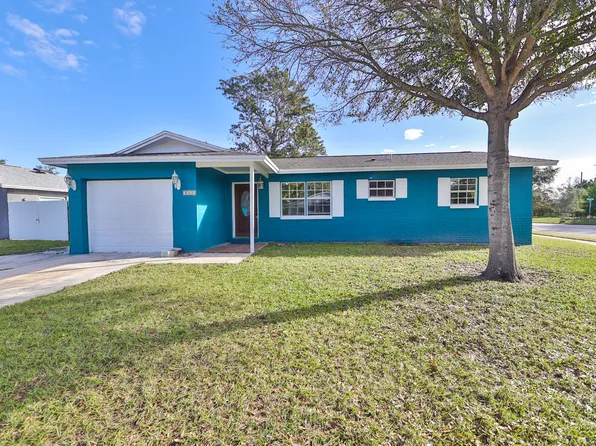 9005 86th Ct, Seminole, FL 33777