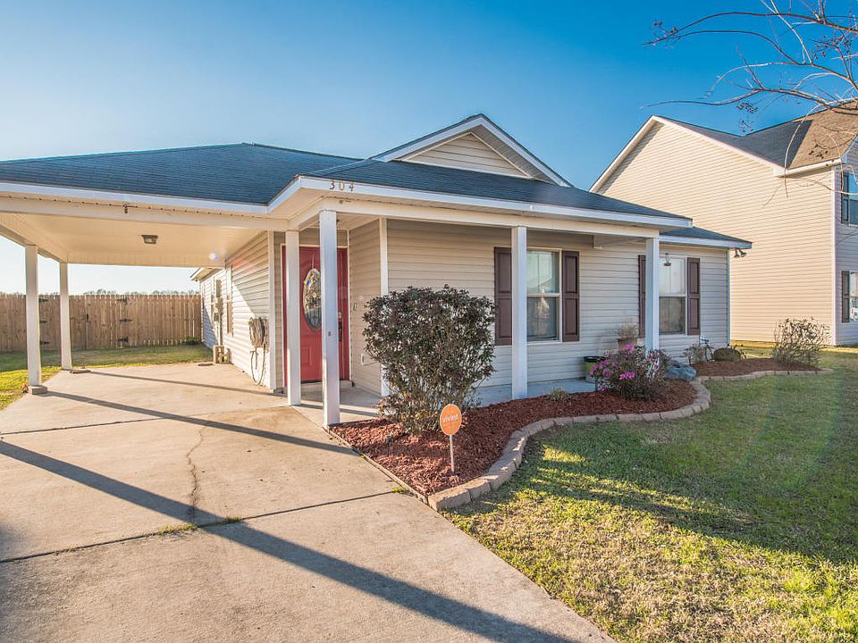 1st image of 304 Coles Creek Dr