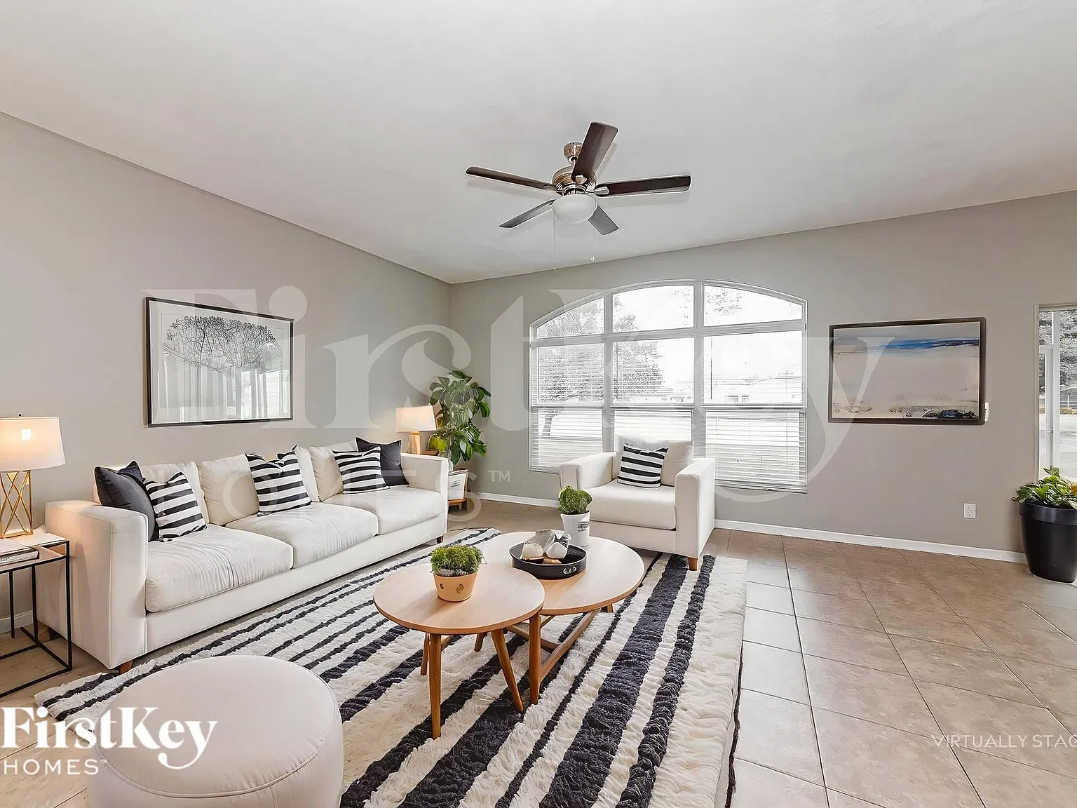 3 bed, 2.0 bath, 1510 sqft, $2,385 — Photo 3